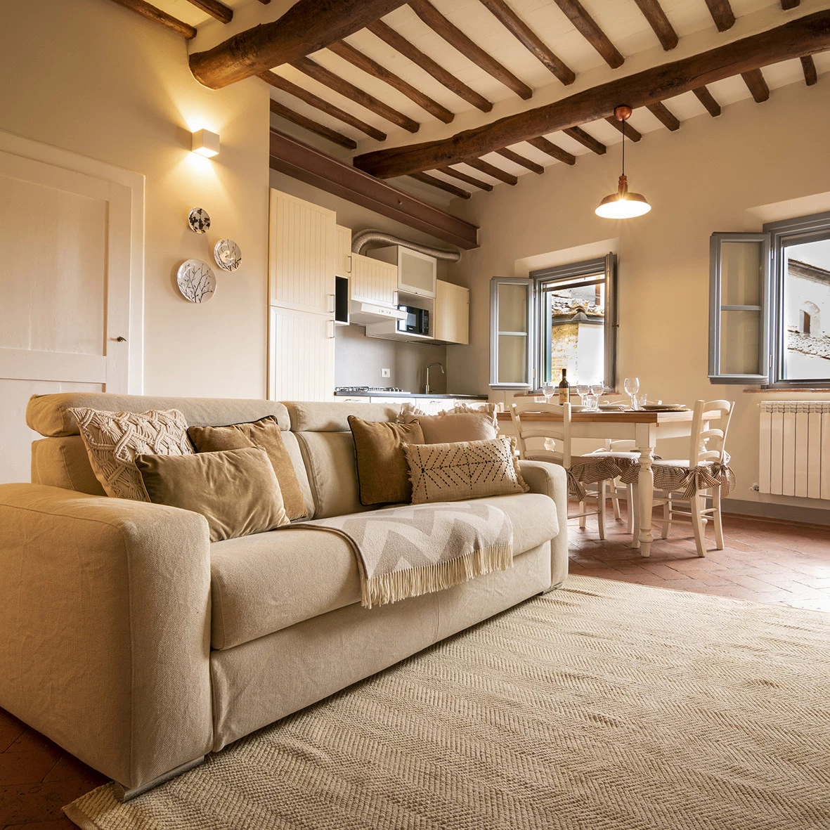 View of the living room at Ridolfo House holiday home in the center of San Miniato